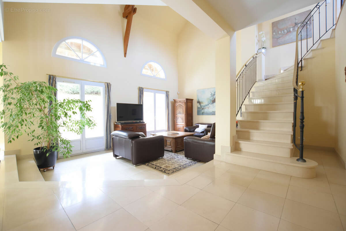 Maison à LEVIS-SAINT-NOM