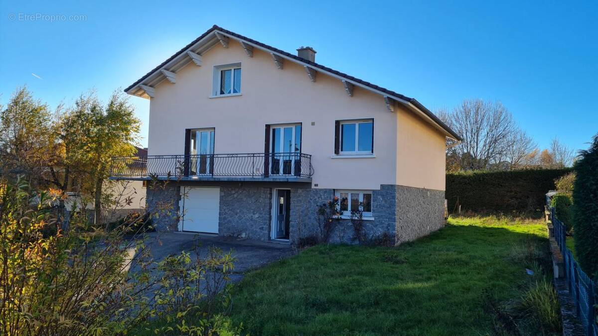 Maison à SAINT-GENEST-MALIFAUX