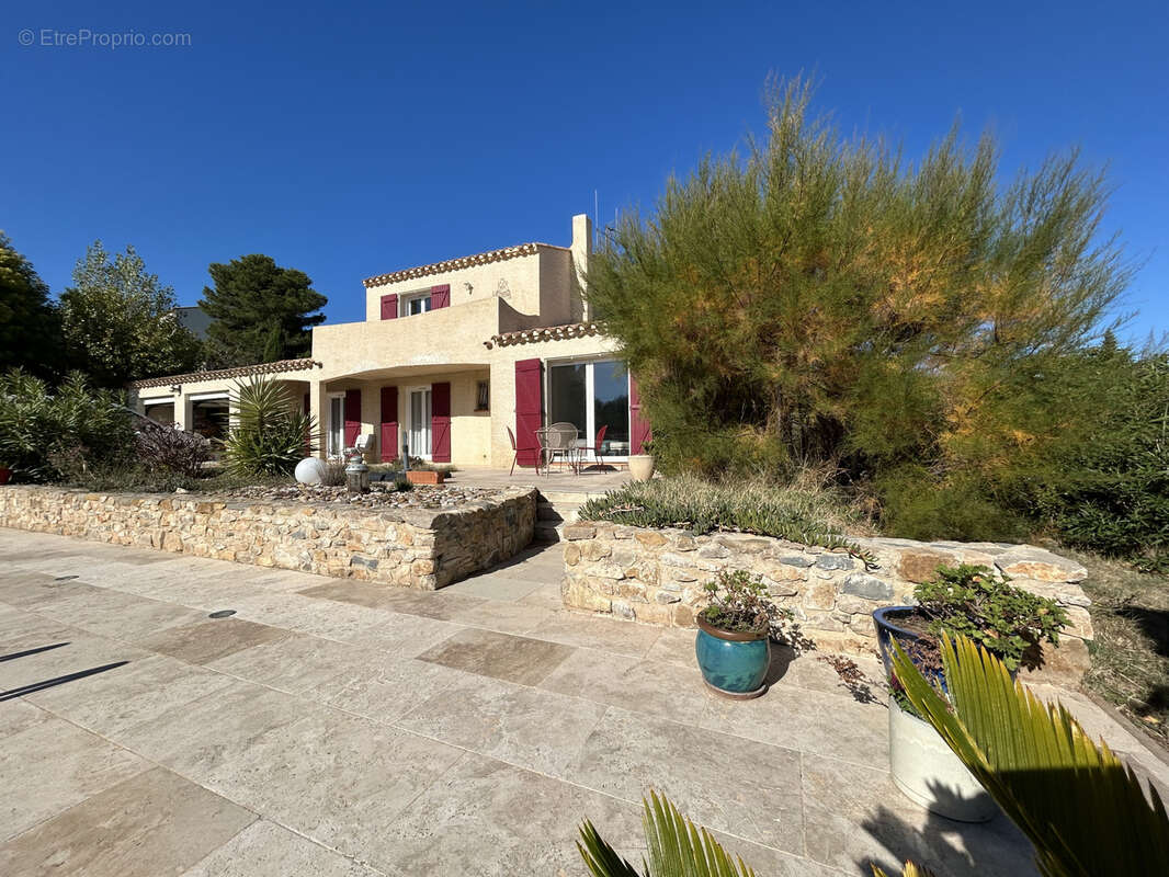 Maison à LEZIGNAN-CORBIERES