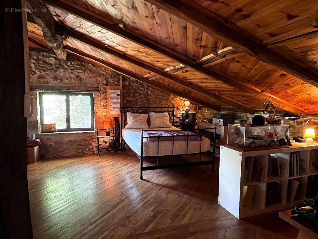 Maison à BOURG-DE-VISA