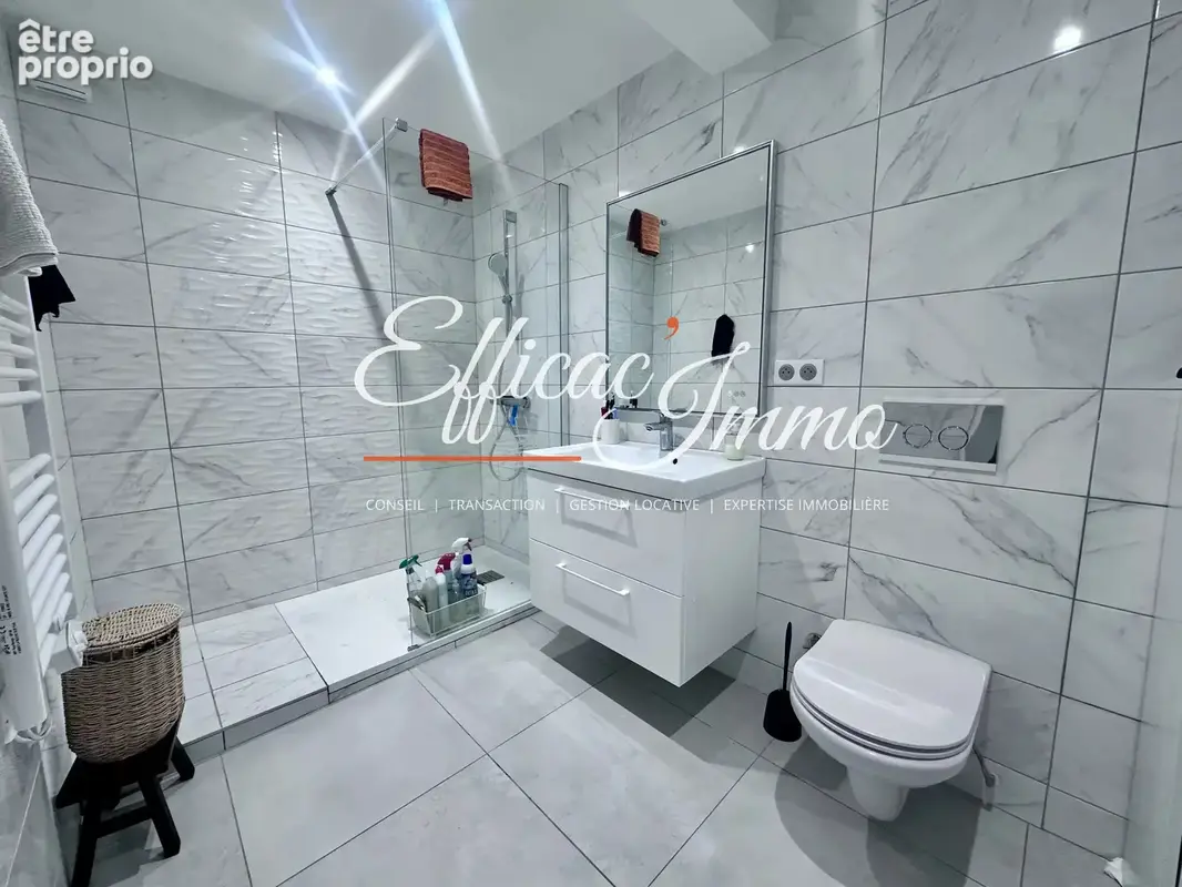 Bien de 154,51 m² avec garage, jardin et prestations haut de gamme - photo 16