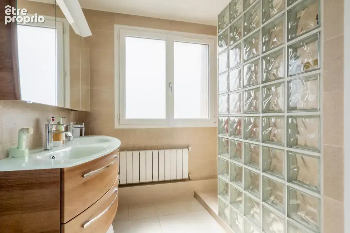 Appartement de 4 pièces de 98 m² à Fontenay-sous-Bois - photo 11