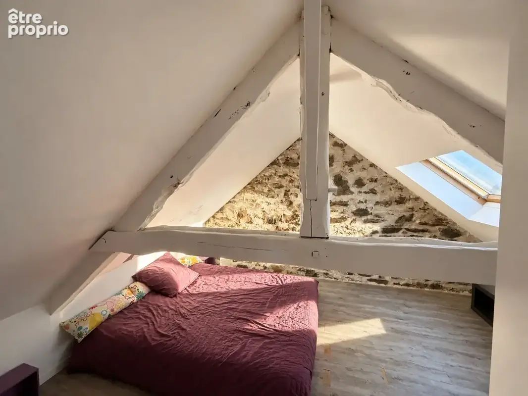 Maison familiale en pierres de caractère – 205 m² – 4 chambres – Jardin de 1 000 m² – Bréhan - photo 18