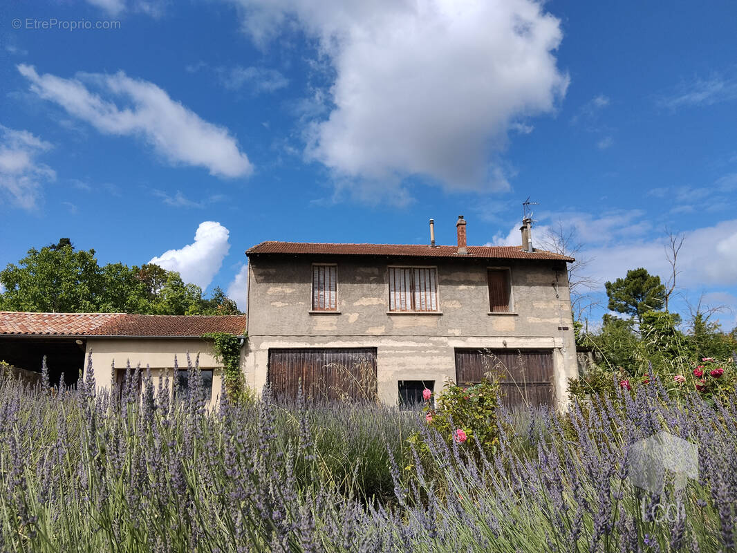 Maison à CHATEAUNEUF-SUR-ISERE
