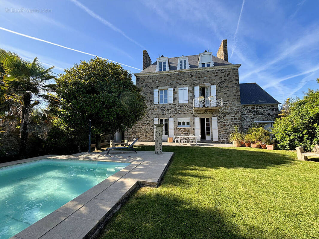 Maison à LA FRESNAIS