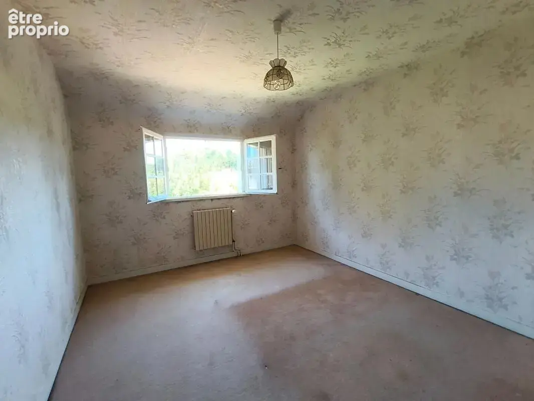 29520 Châteauneuf du Faou maison 5 chambres sur 2700 m² de terrain au calme - photo 12