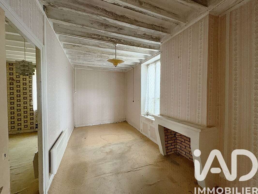Maison 69 m² à Etais-La-Sauvin  - photo 4