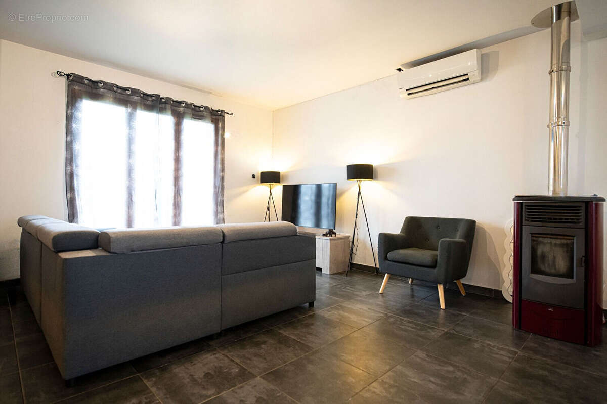 Maison à GARENCIERES