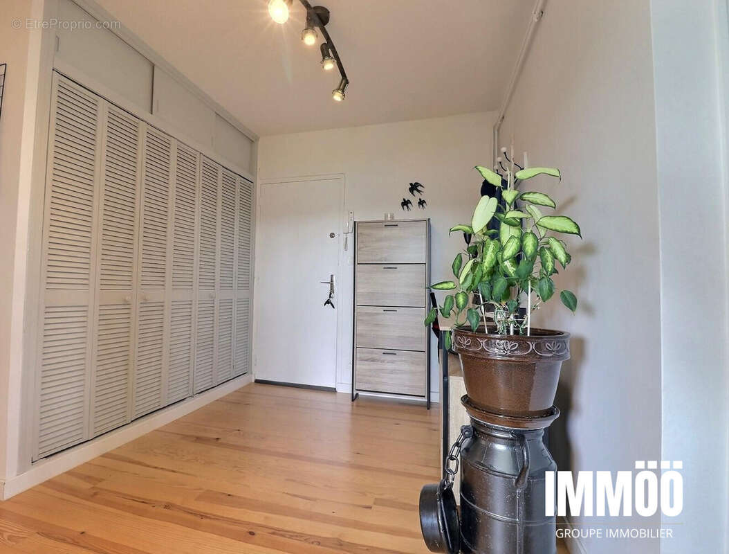 Appartement à DEVILLE-LES-ROUEN