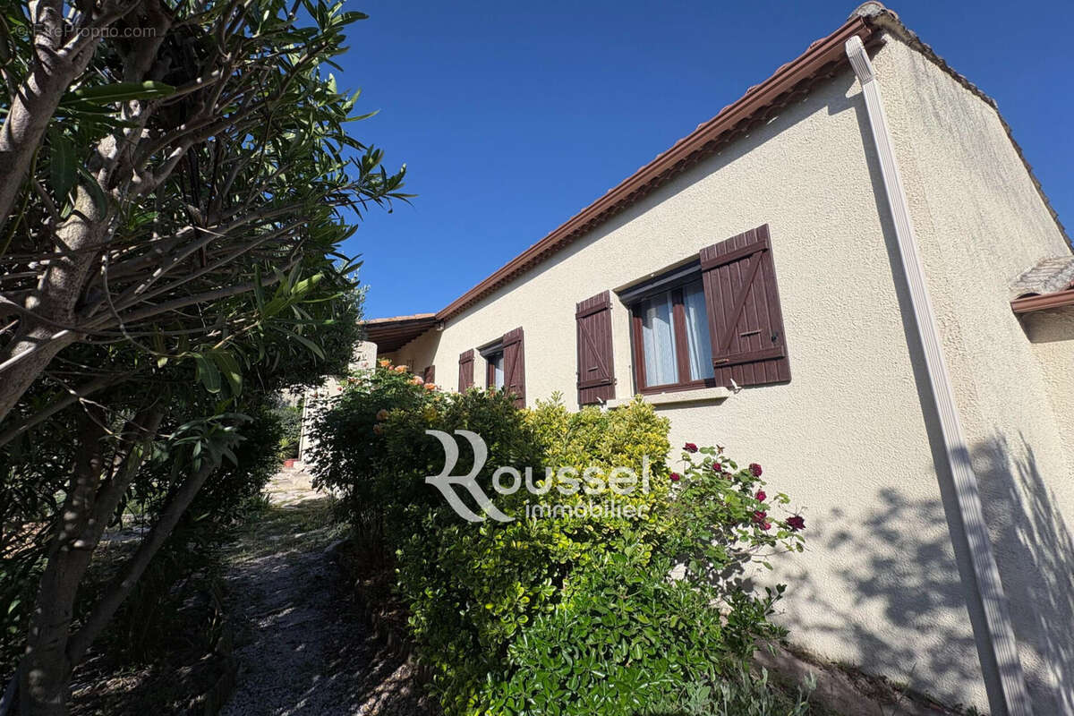 Maison à POUSSAN