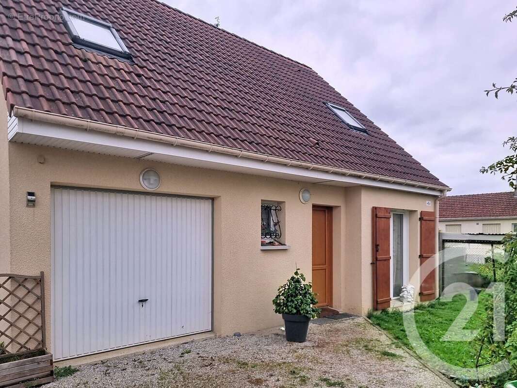 Maison à VILLENAUXE-LA-GRANDE