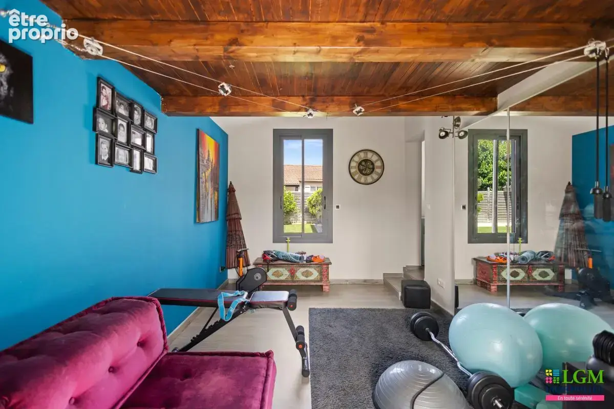 Pélissanne - Villa contemporaine de plain‑pied  3 ch + studio, piscine & jardin - photo 12