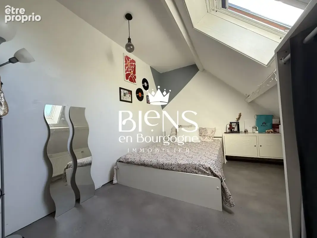 Maison 6 pièces 120 m² à vendre à Farges-Les-Chalon (71150) - photo 7