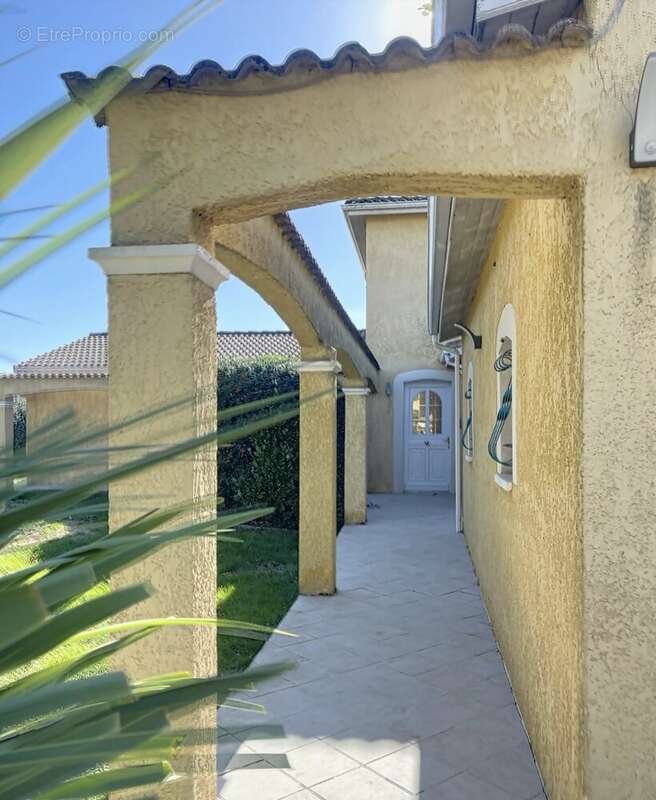 Maison à LABARTHE-SUR-LEZE