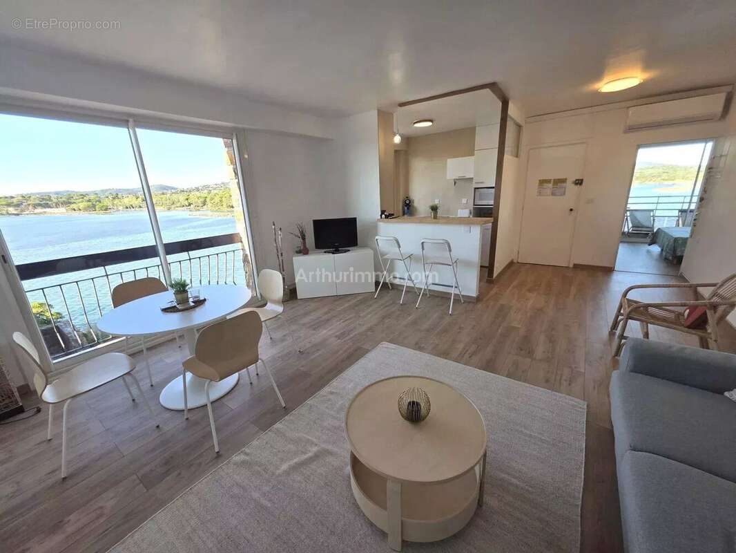 Appartement à FREJUS