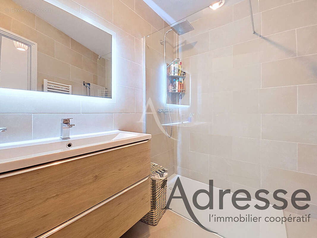 Appartement à MANDELIEU-LA-NAPOULE