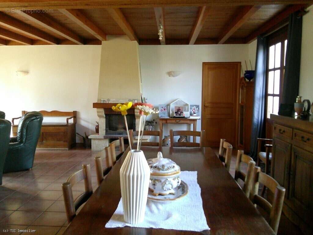 Maison à VERTEUIL-SUR-CHARENTE