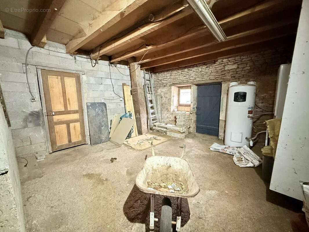 Maison à PREZ-SOUS-LAFAUCHE
