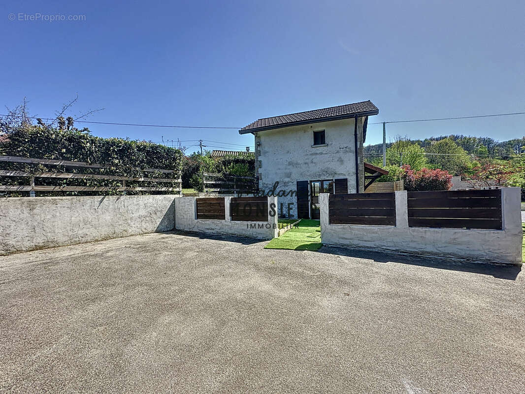 Maison à BOURGOIN-JALLIEU