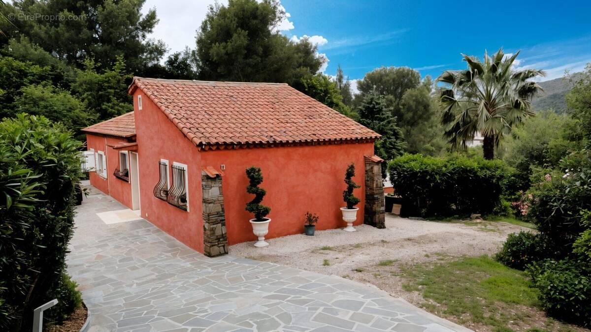 Maison à LA CROIX-VALMER