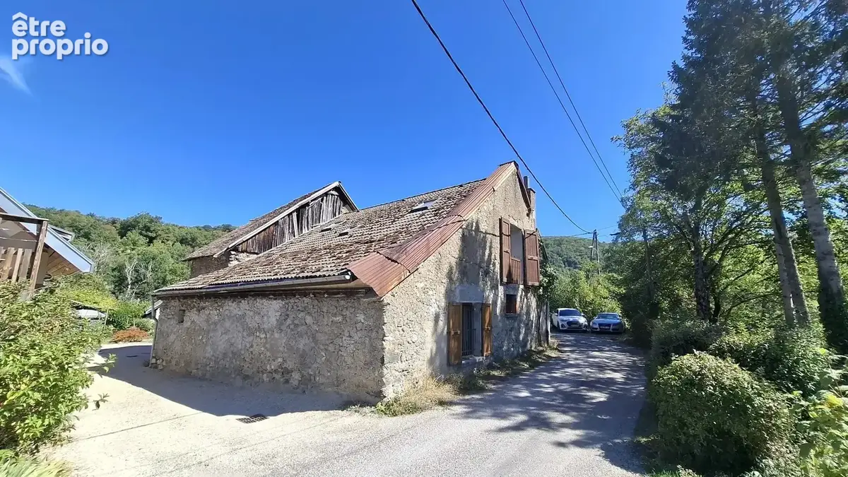 Monestier de Clermont . Maison de village au calme - photo 14