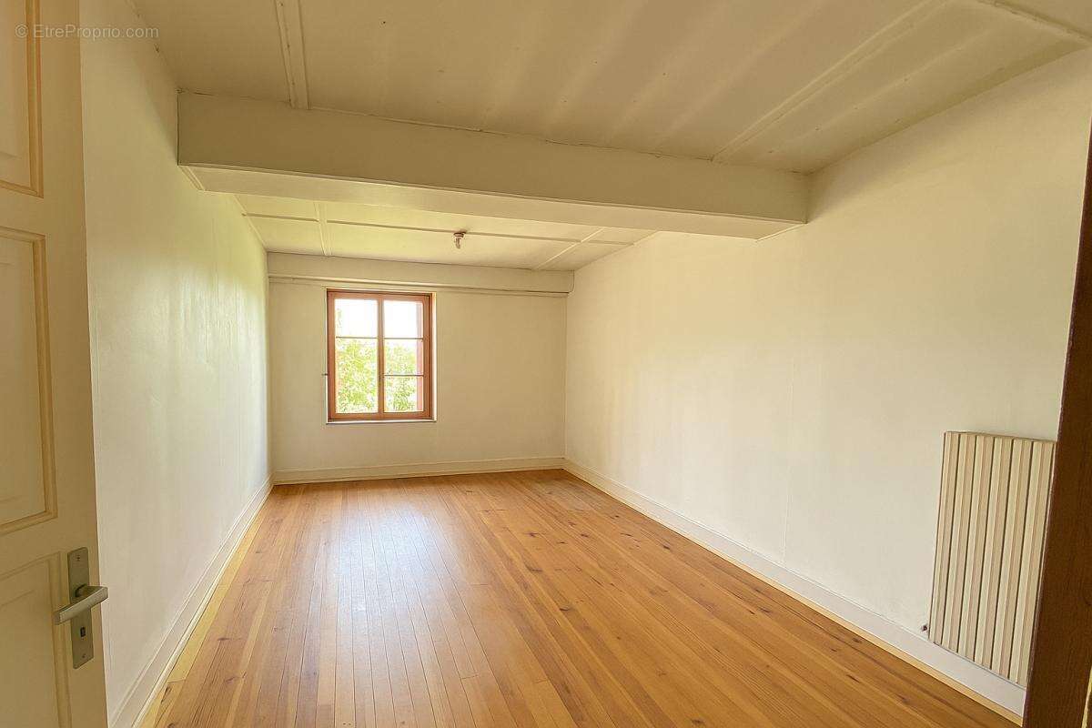 Maison à POLLIONNAY