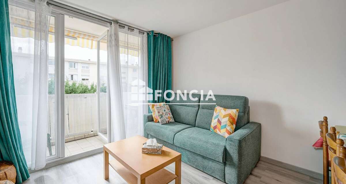 Appartement à YERRES