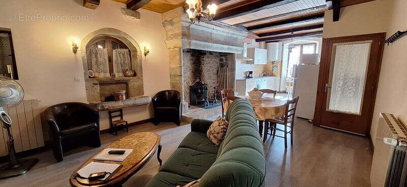 Maison à SAINT-CERE