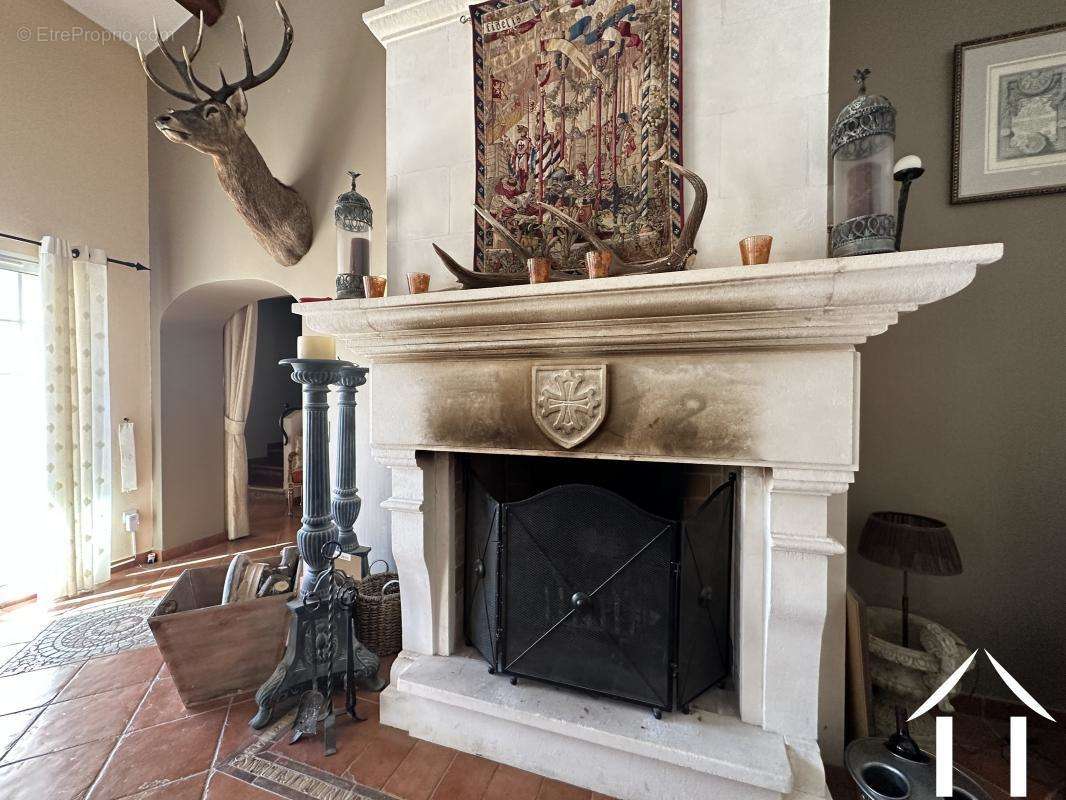 Maison à SAINT-CHINIAN