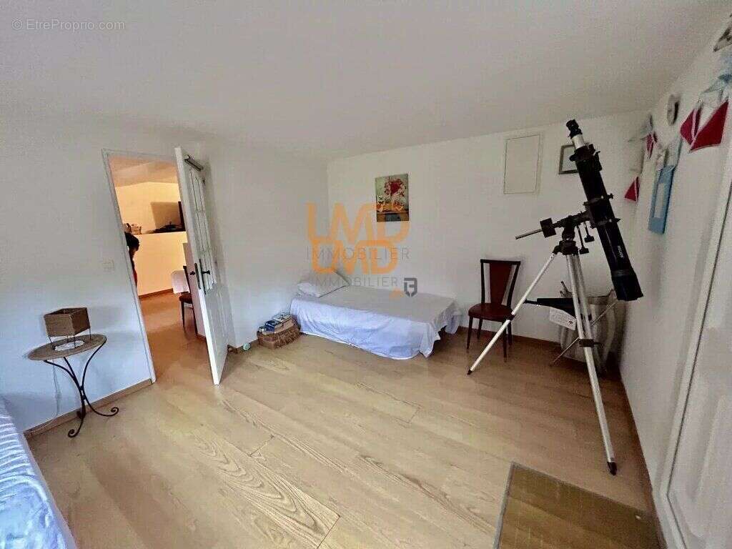 Maison à LASALLE
