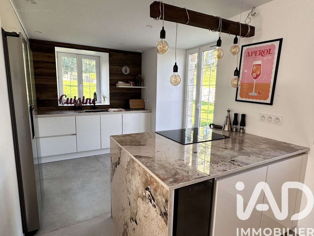 Photo 5 - Maison à MONTHUCHON