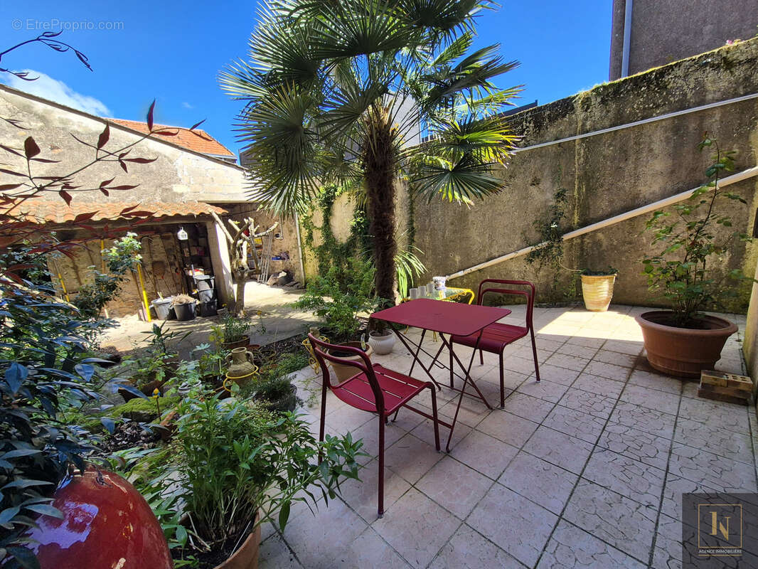 Maison à PAIMBOEUF