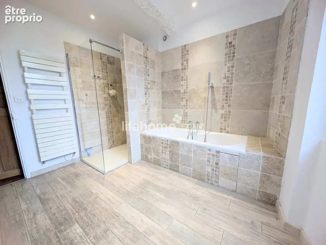 Maison 10 pièces 185 m² à vendre à Cabasse (83340) - photo 4