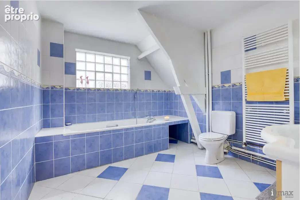 Maison 249 m² à Igny  - photo 8