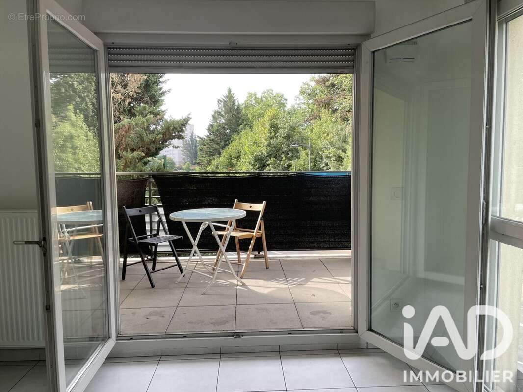 Appartement 44 m² à Francheville  - photo 4