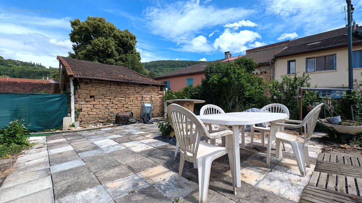 Maison à DIGNA
