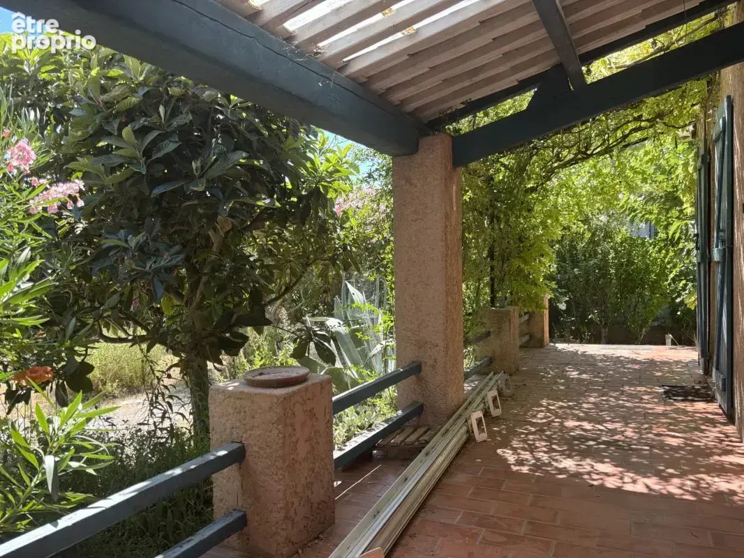 Maison à LORGUES