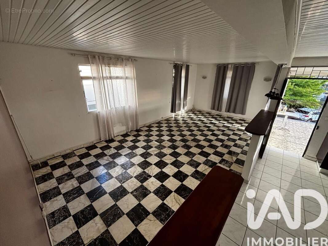Photo 9 - Appartement à LE LAMENTIN
