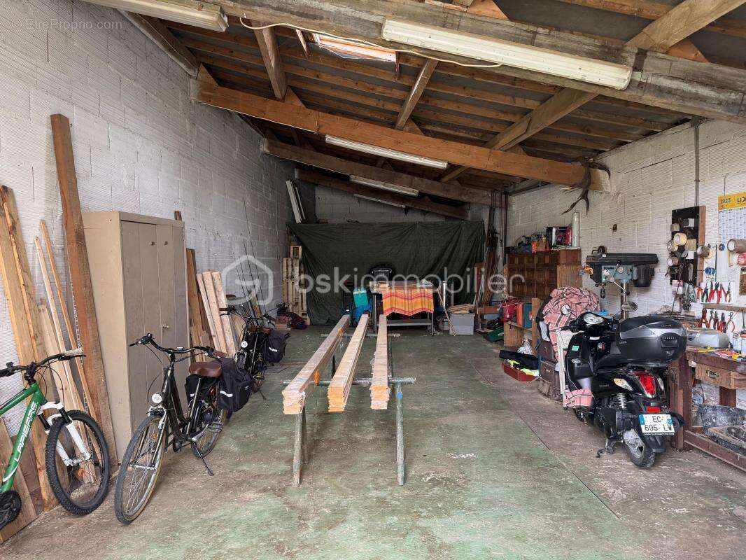 Maison à SAINT-VINCENT-JALMOUTIERS