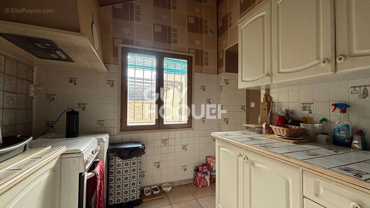 Maison à IVRY-LA-BATAILLE