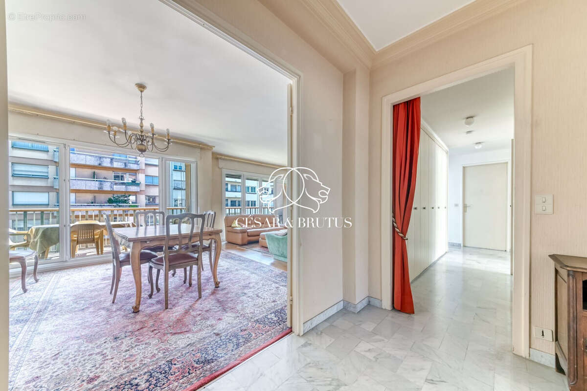 Appartement à LYON-6E