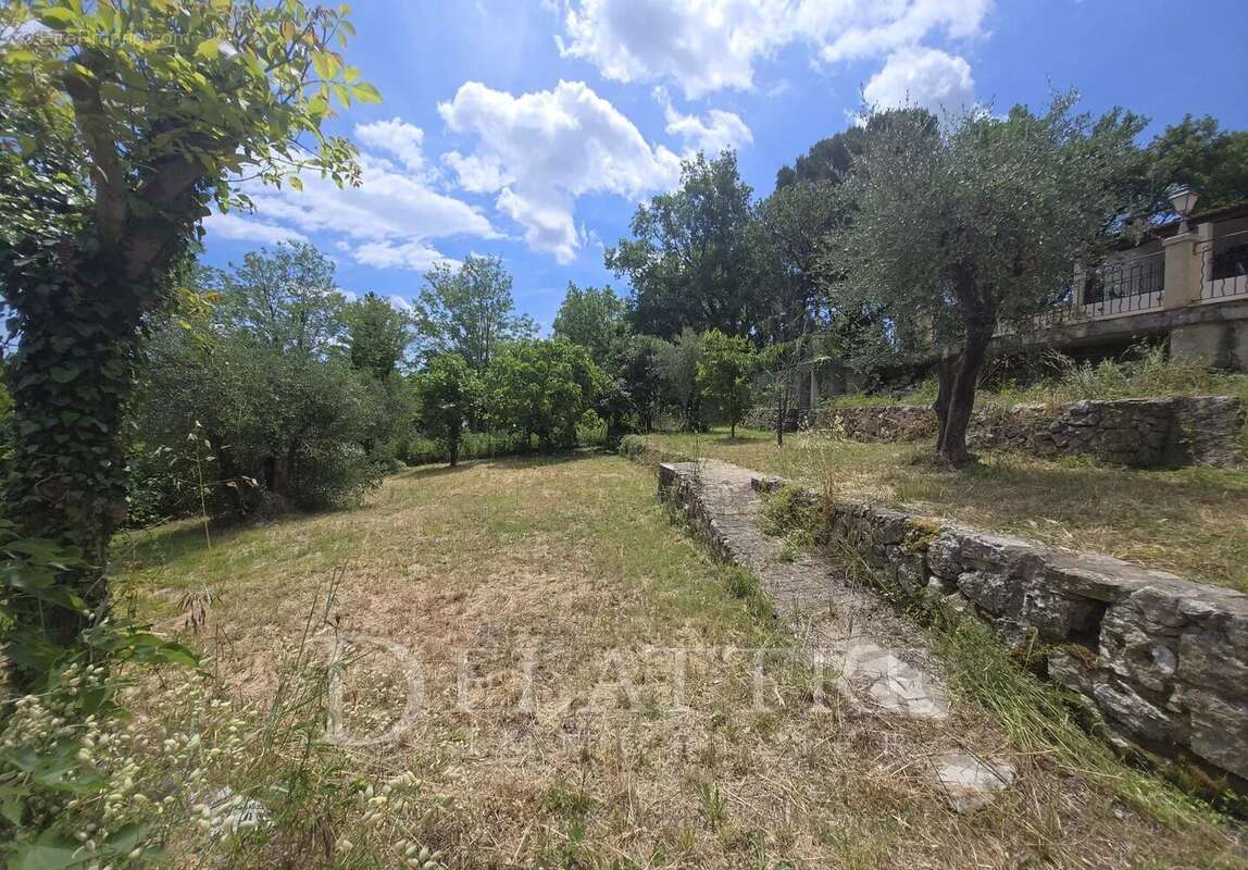 Maison à MOUANS-SARTOUX