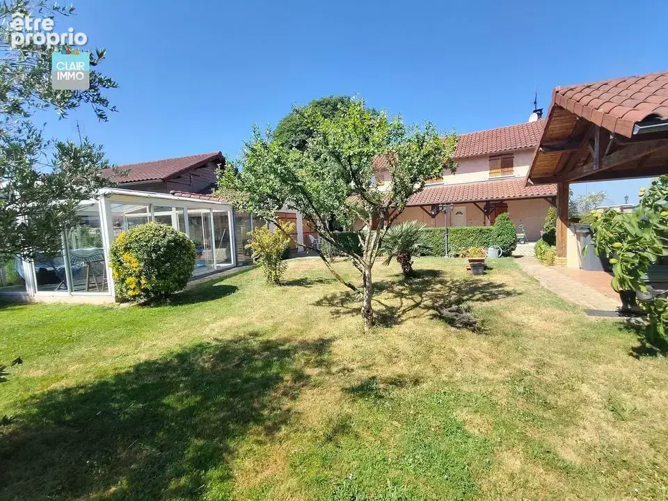 A CHEVROUX PROCHE MACON ET BOURG-EN-BRESSE MAISON  4 PIECES DE