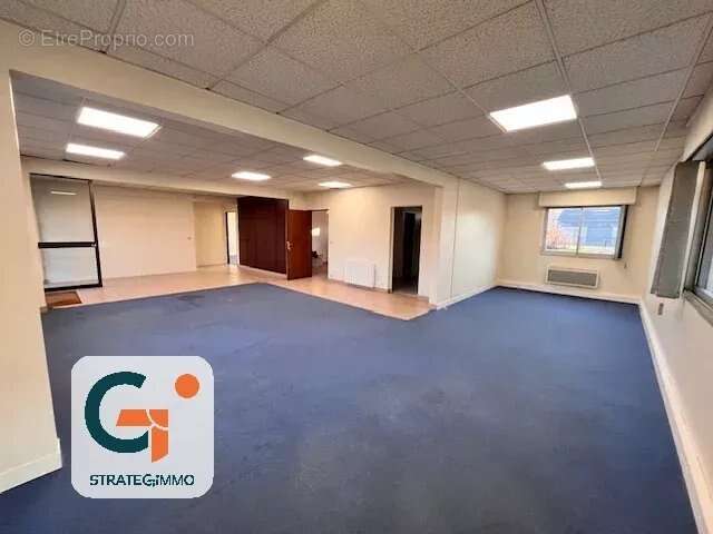 Appartement à SAINT-ETIENNE-DU-ROUVRAY