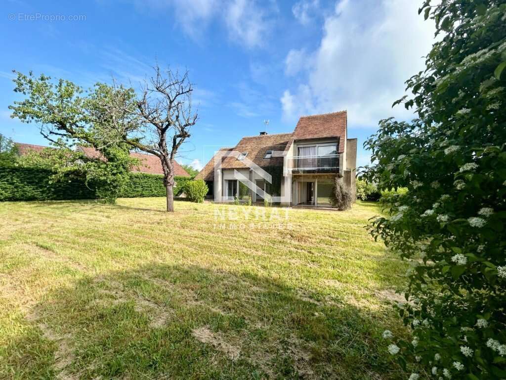Maison à SENNECEY-LE-GRAND