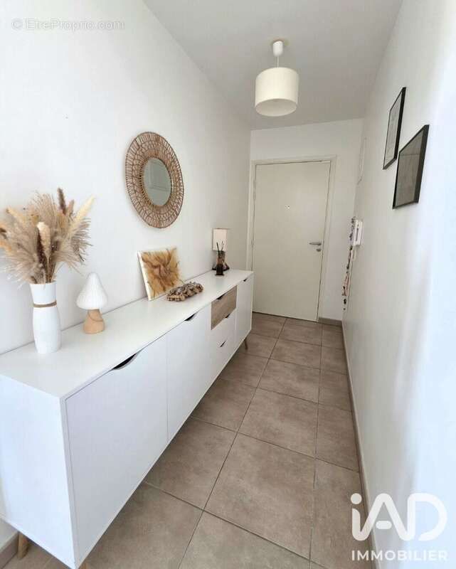 Photo 3 - Appartement à VIRY