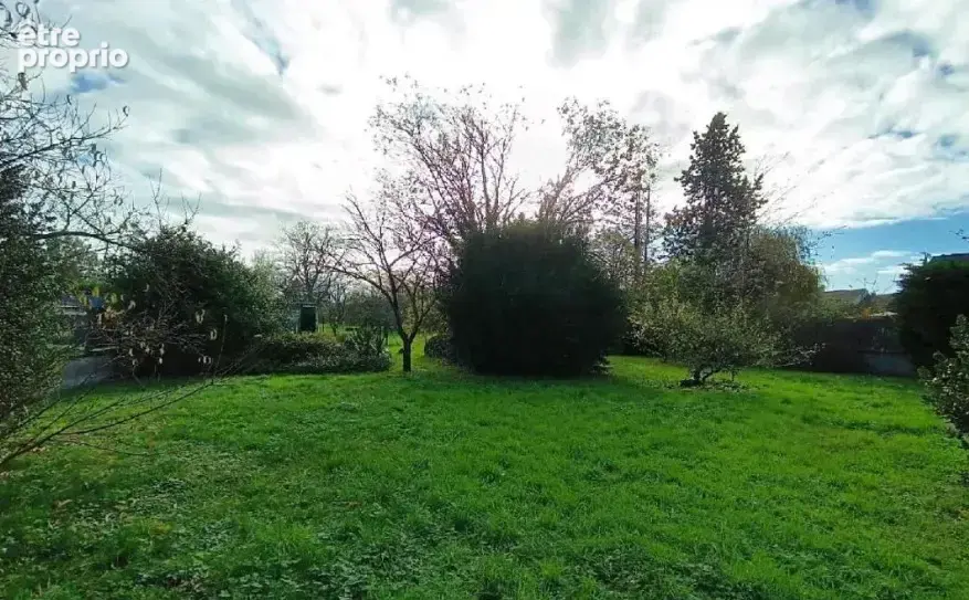 Terrain à OTHIS