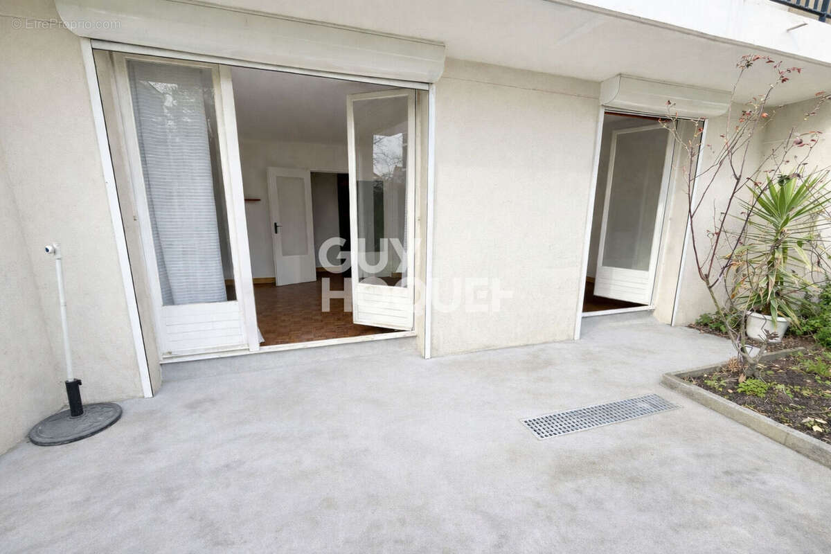 Appartement à MENNECY