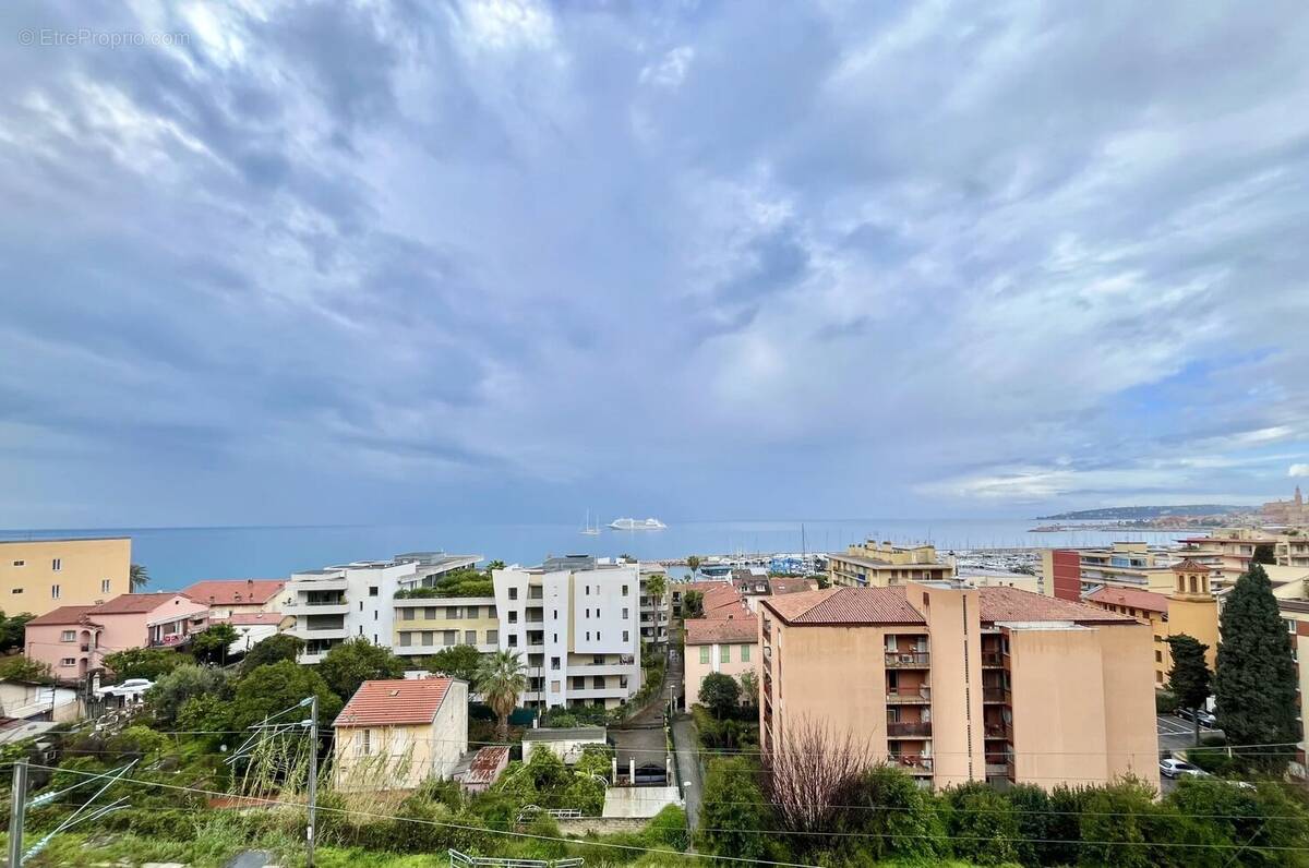 Appartement à MENTON