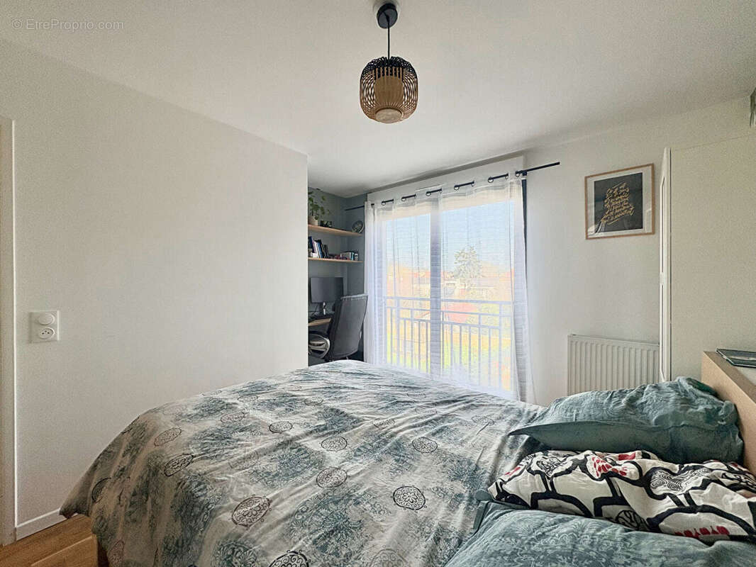 Appartement à SAINT-CYR-L'ECOLE